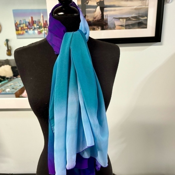 NWT❤️Rapz It’s All Zen Cool Blues Scarf - Picture 1 of 5